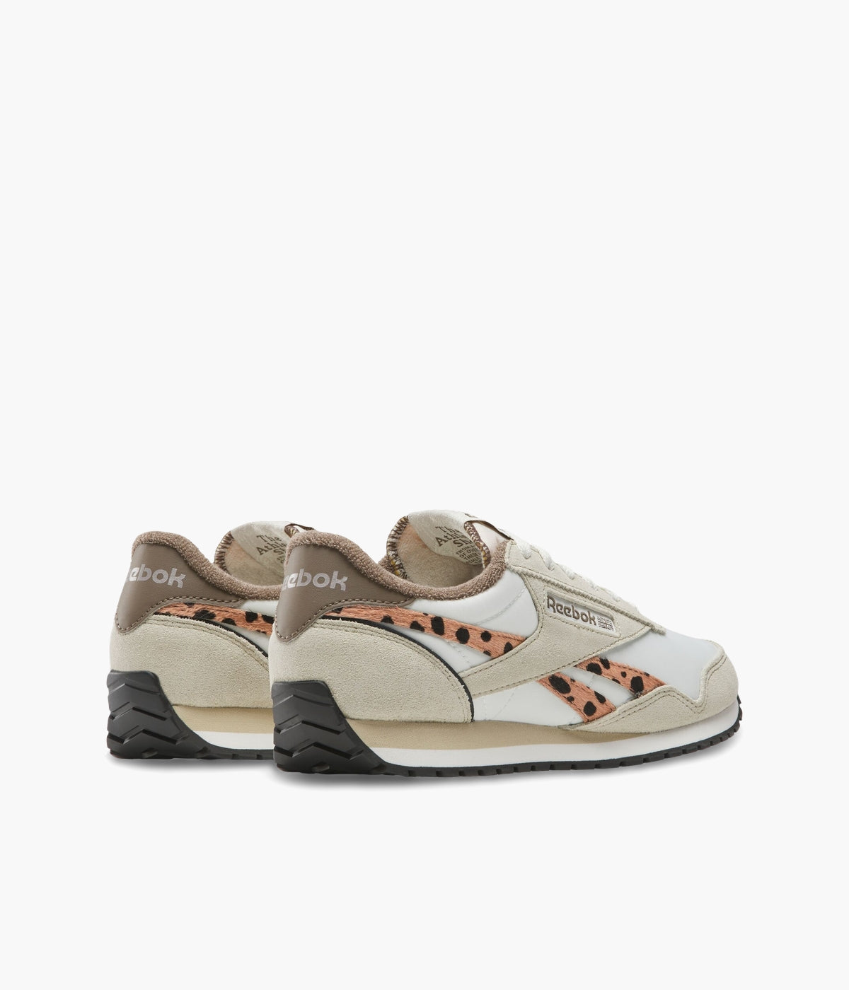 #color_Chalk/Classic Beige/Trek Grey