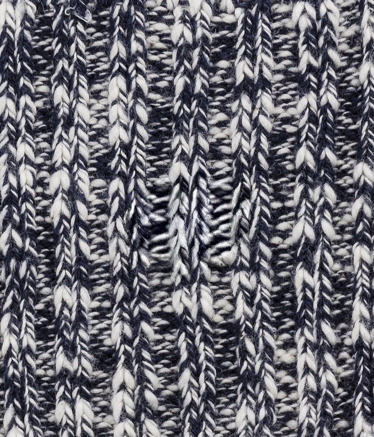 #color_Blue / White
