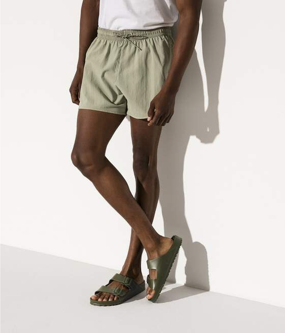 #color_Khaki
