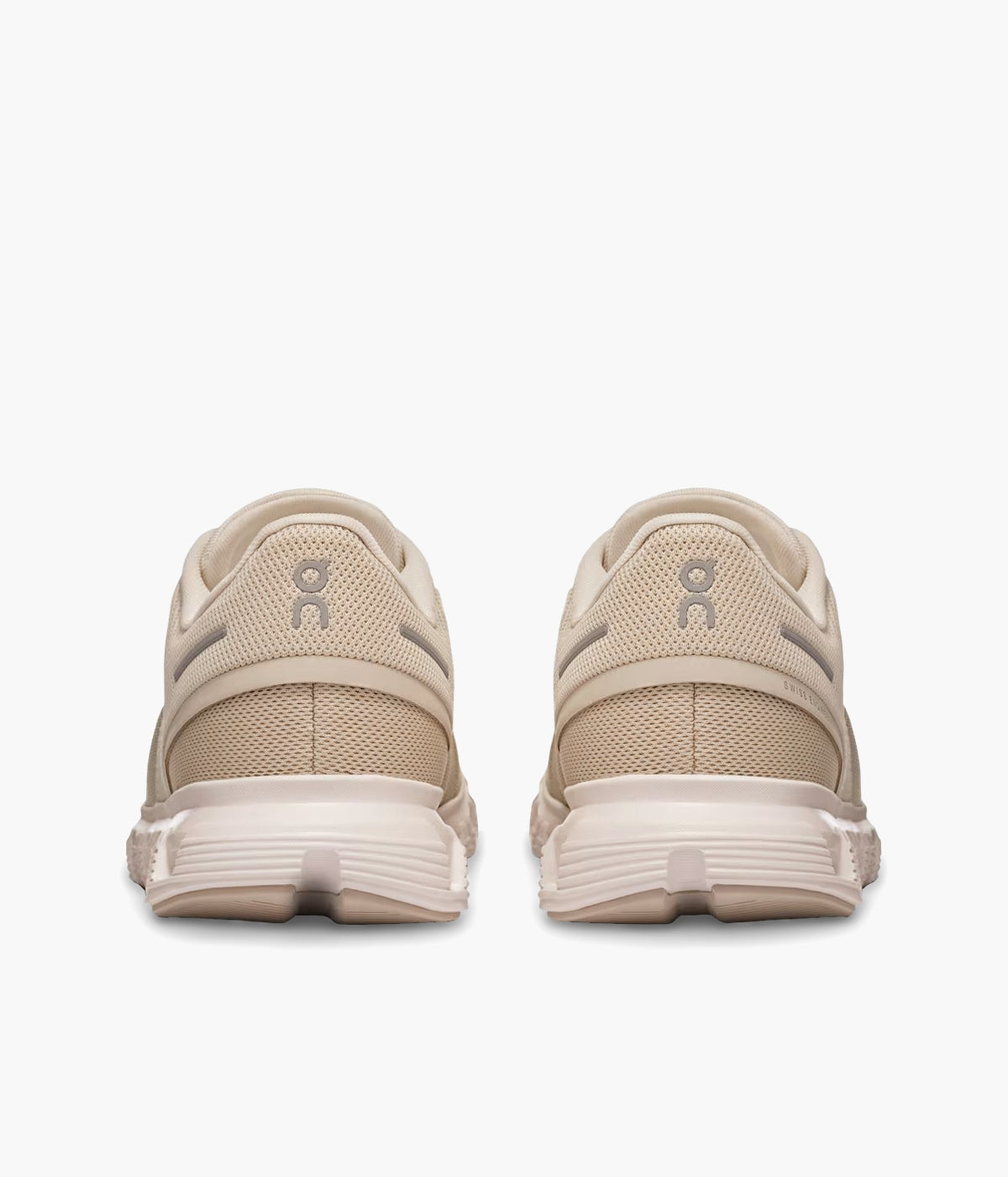 #color_Pearl / White