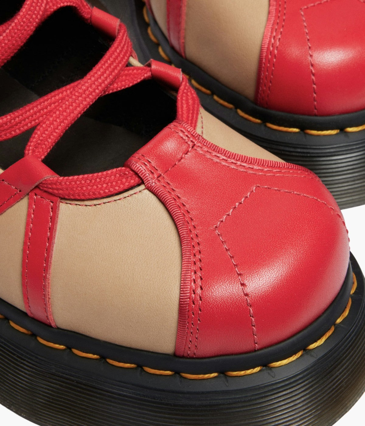 #color_Vibrant Red/Vintage Taupe