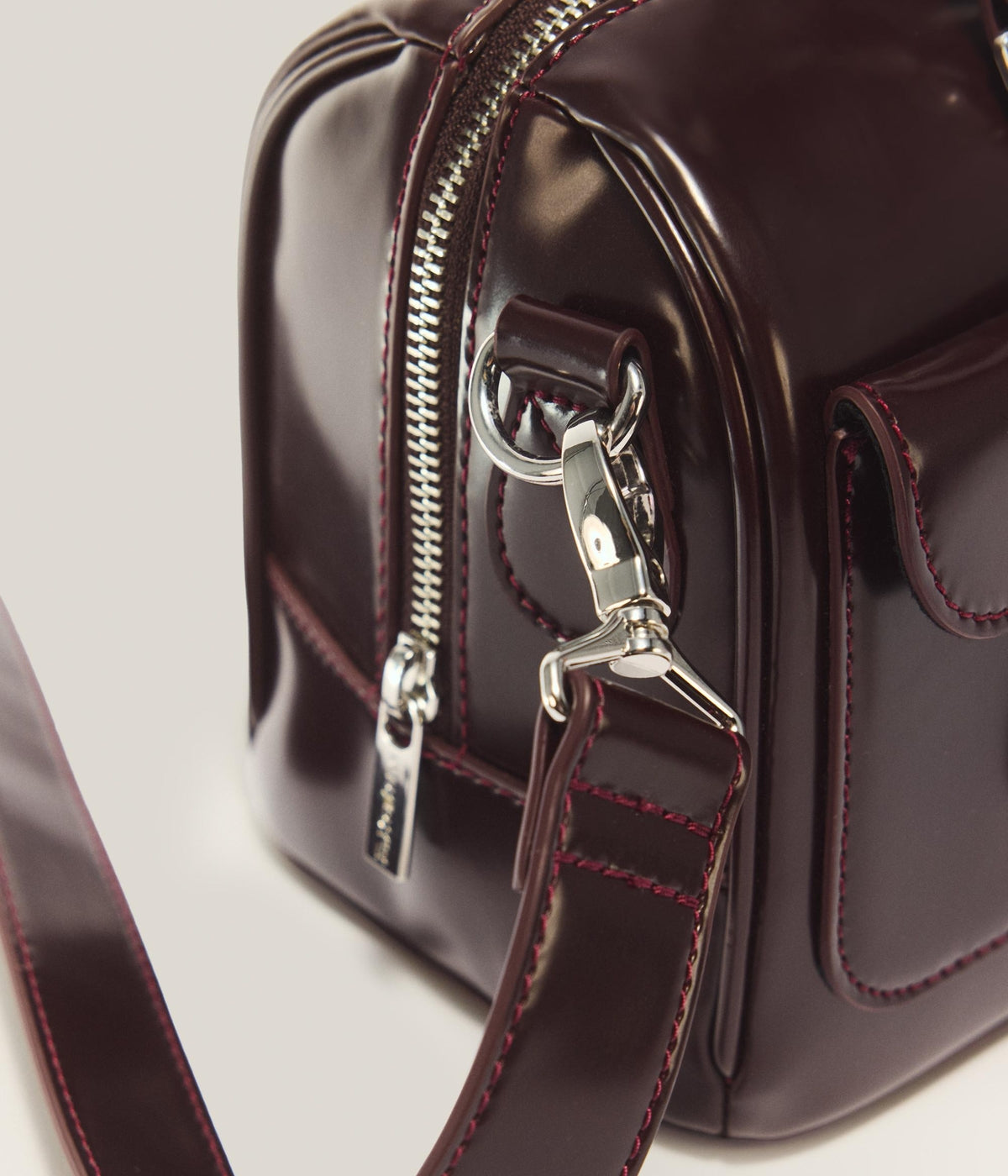 #color_Cherry Red — Oxford Rub Off