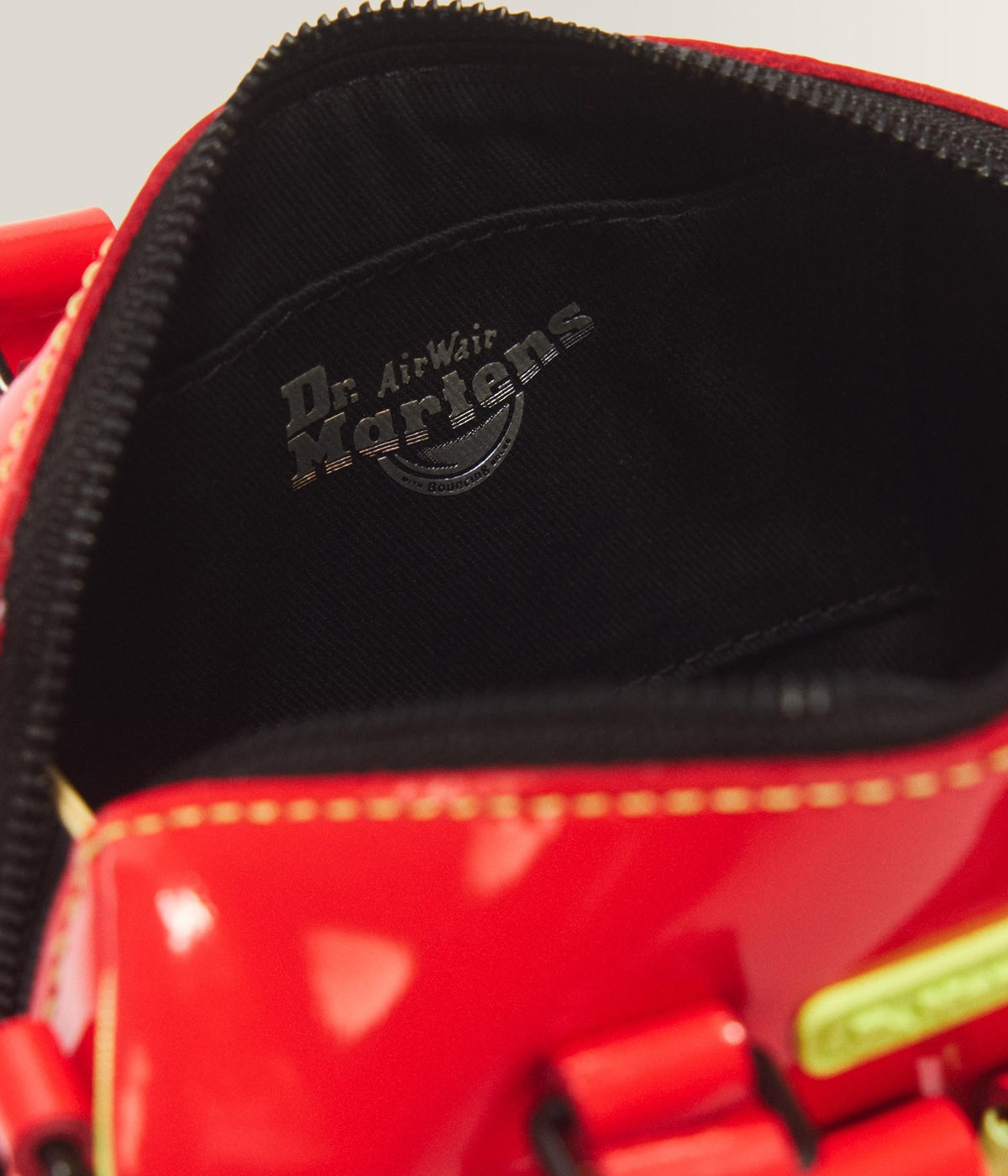 #color_Dms Red
