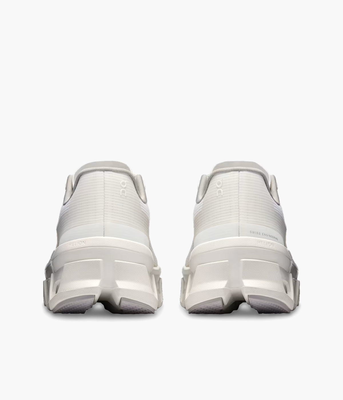 #color_White / White