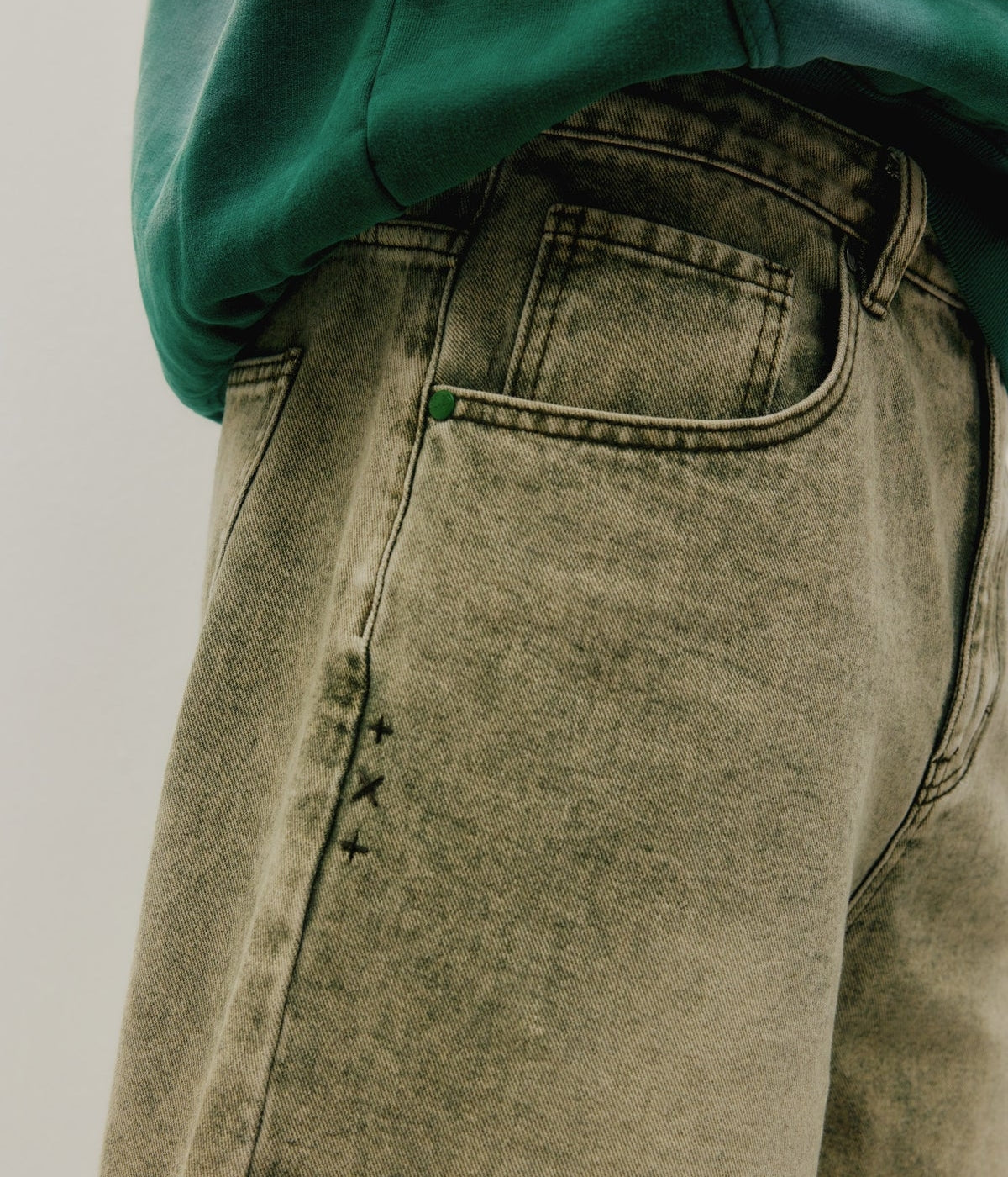 #color_Vintage Olive