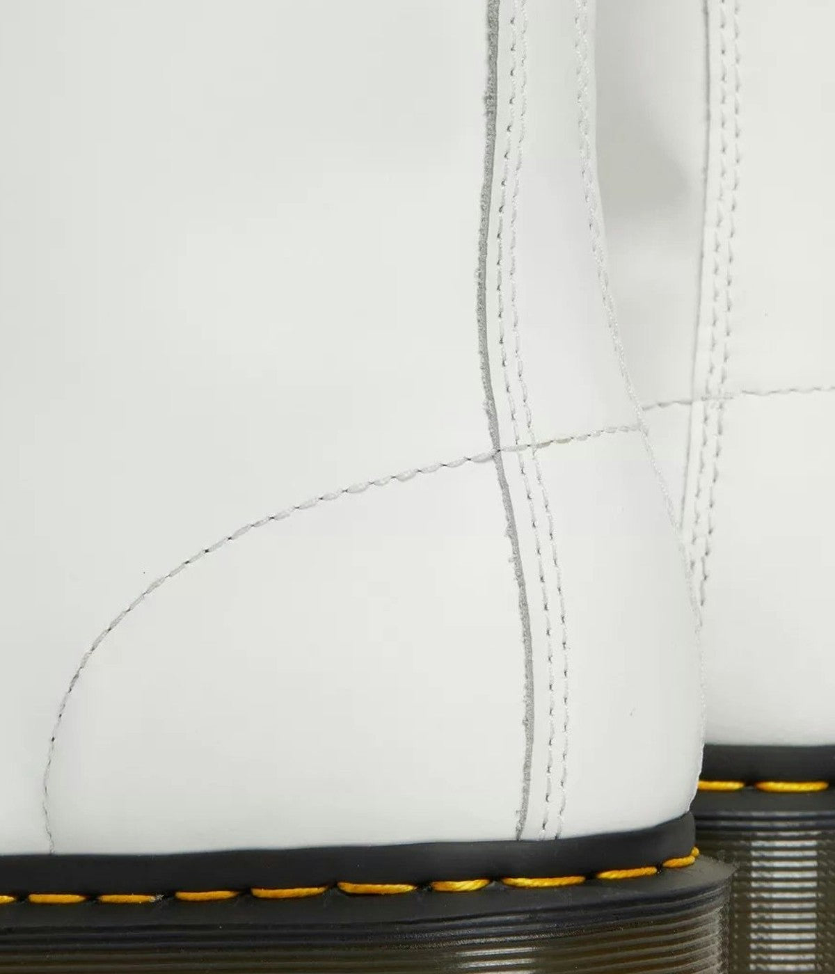 #color_White