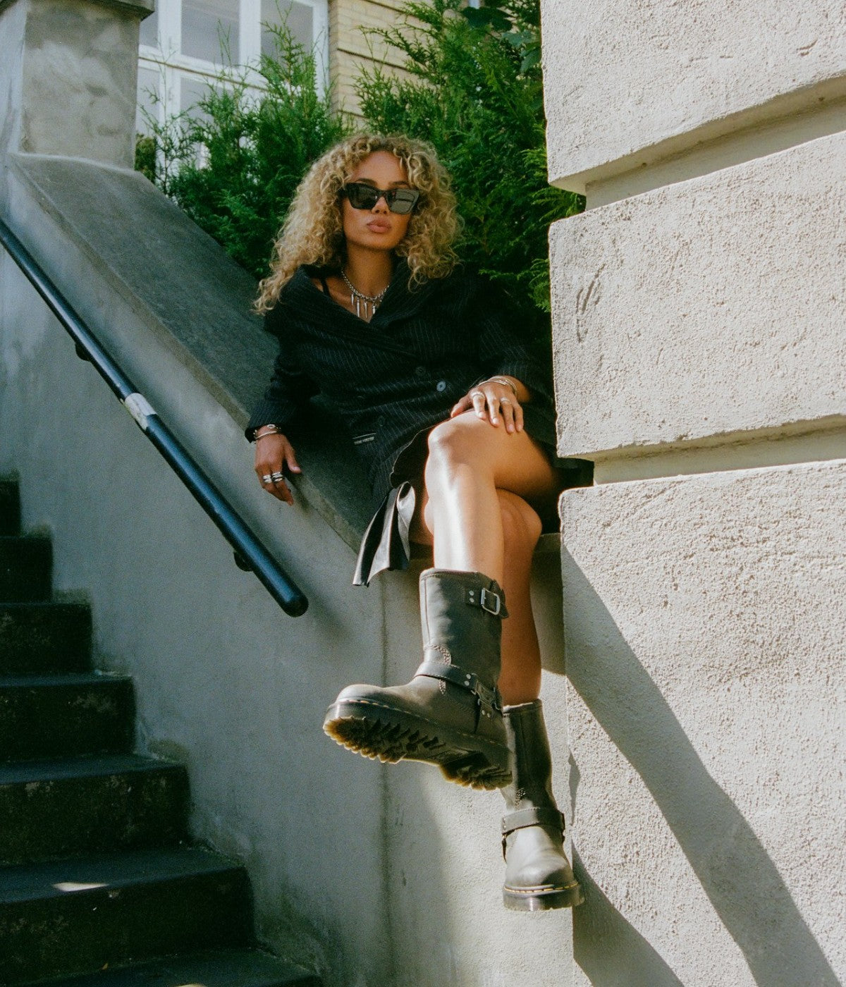 #color_Charcoal Grey Burnished Waxy