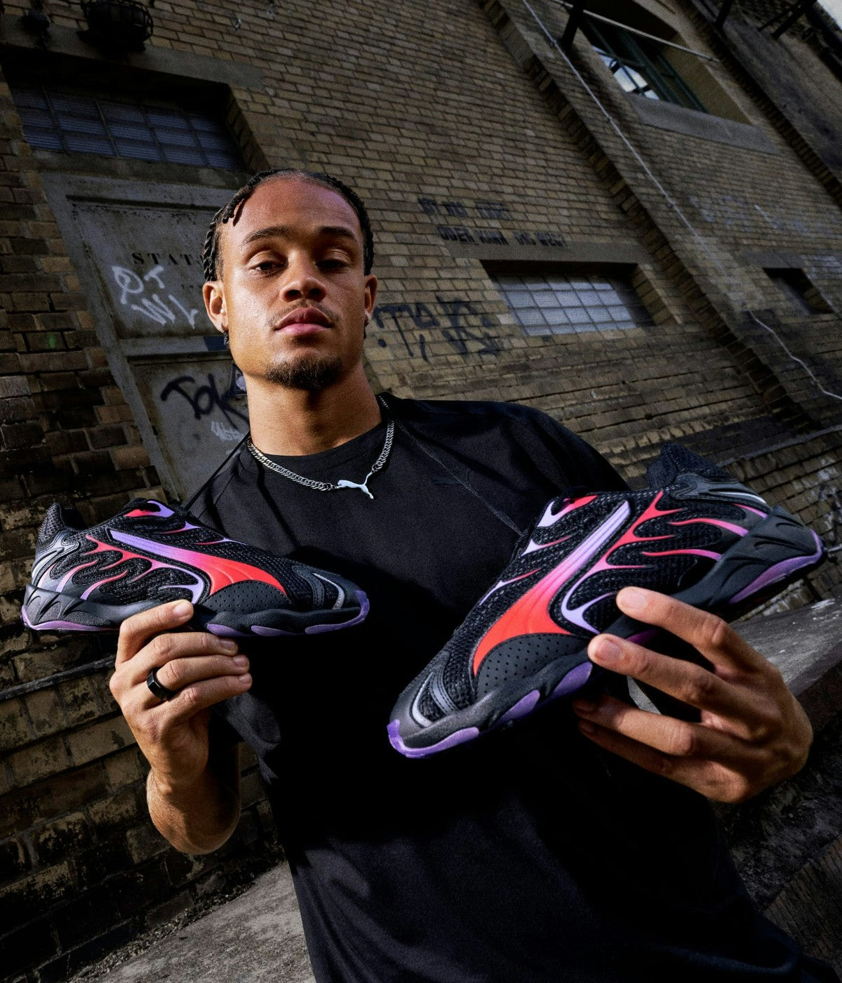 #color_Black-PUMA Red