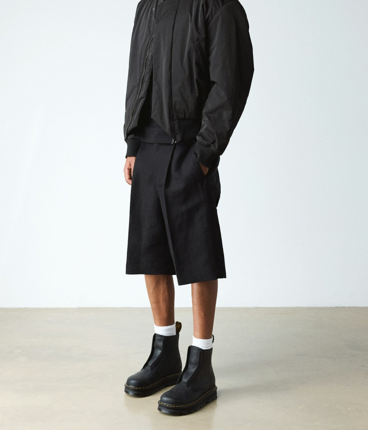 #color_Black / Wyoming