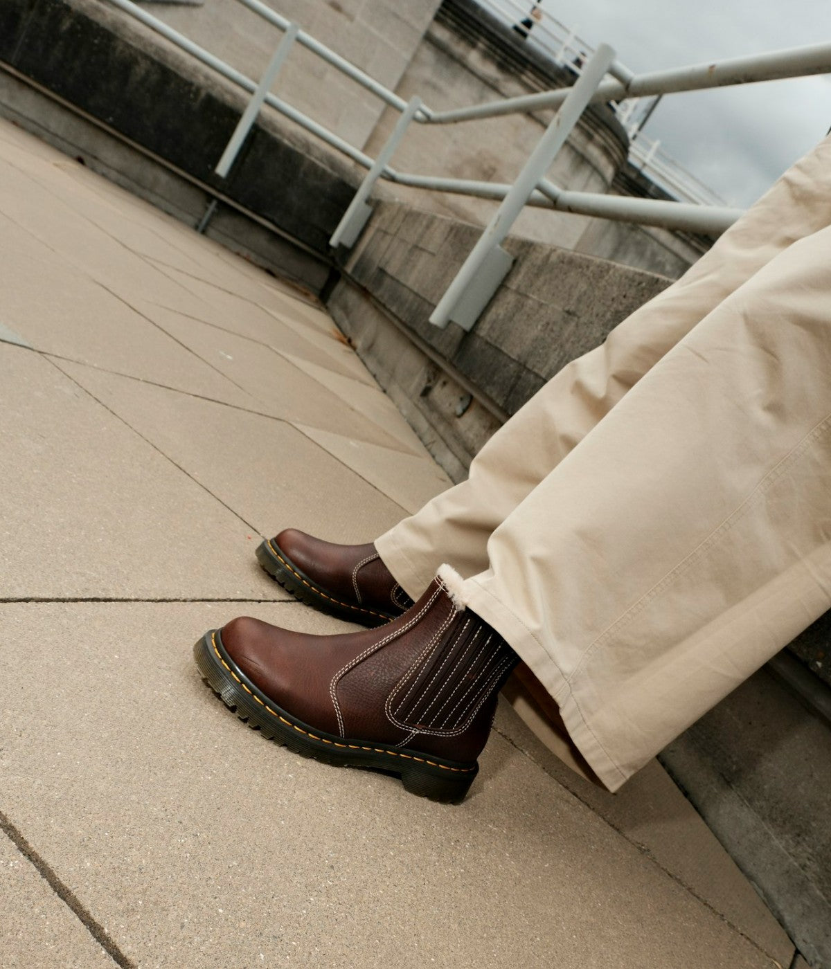 #color_Dark Brown + Grizzly