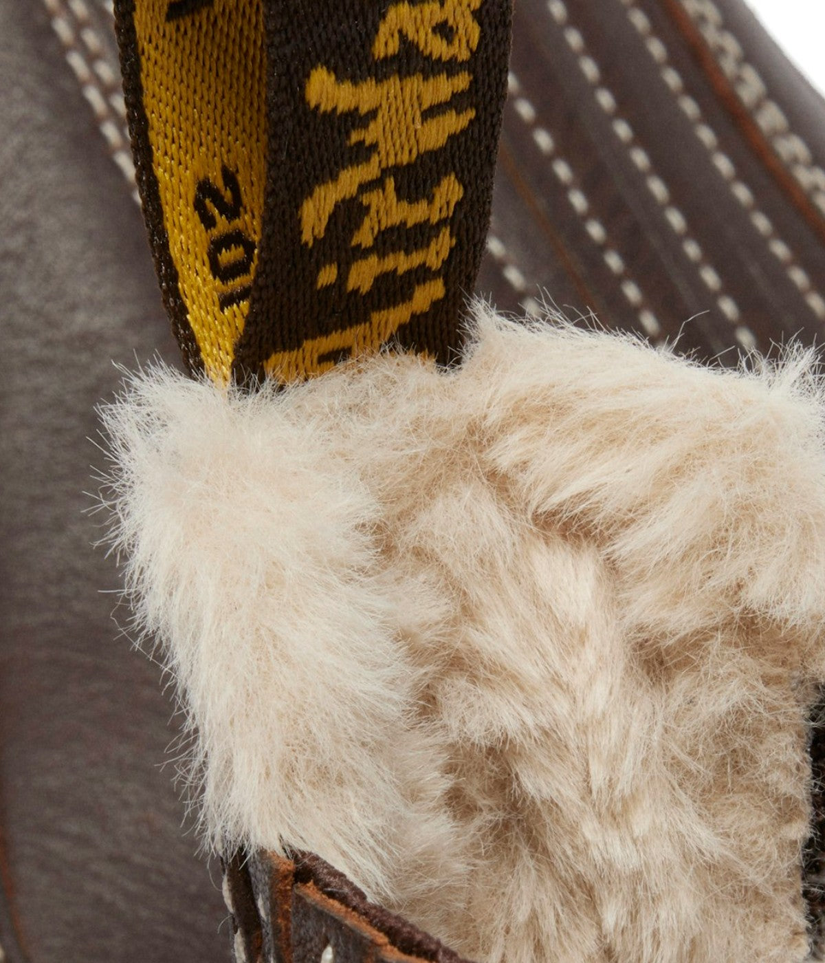 #color_Dark Brown + Grizzly