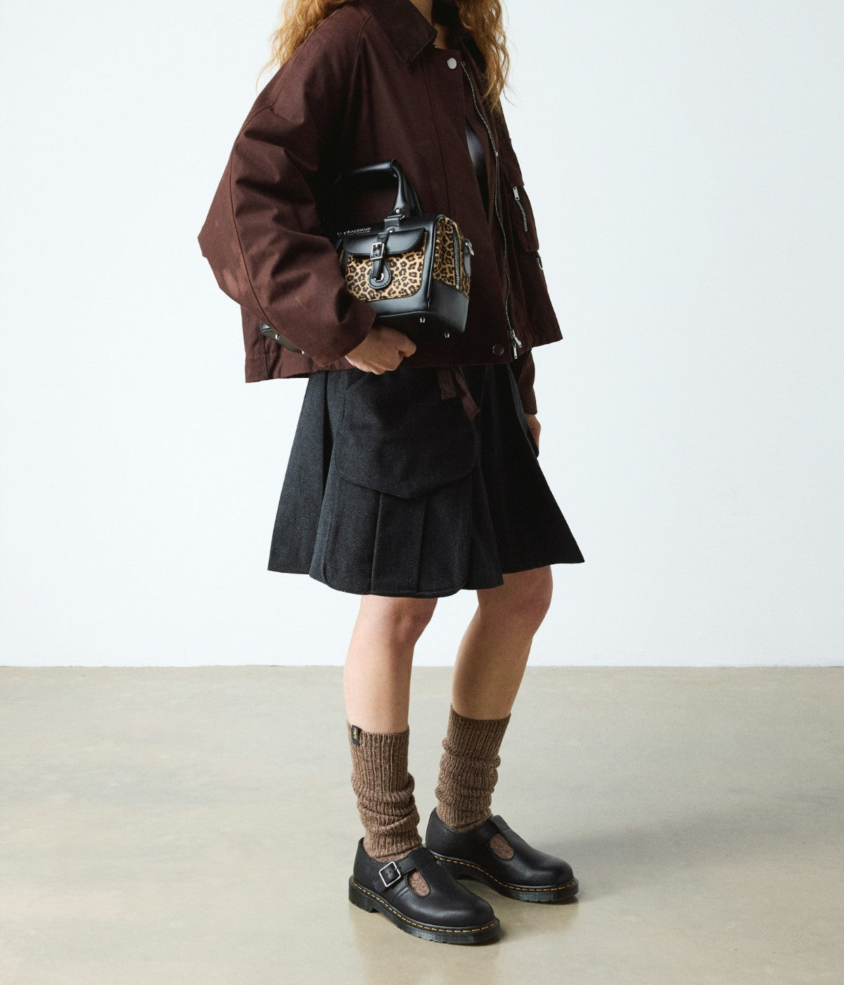 #color_Black / Ambassador