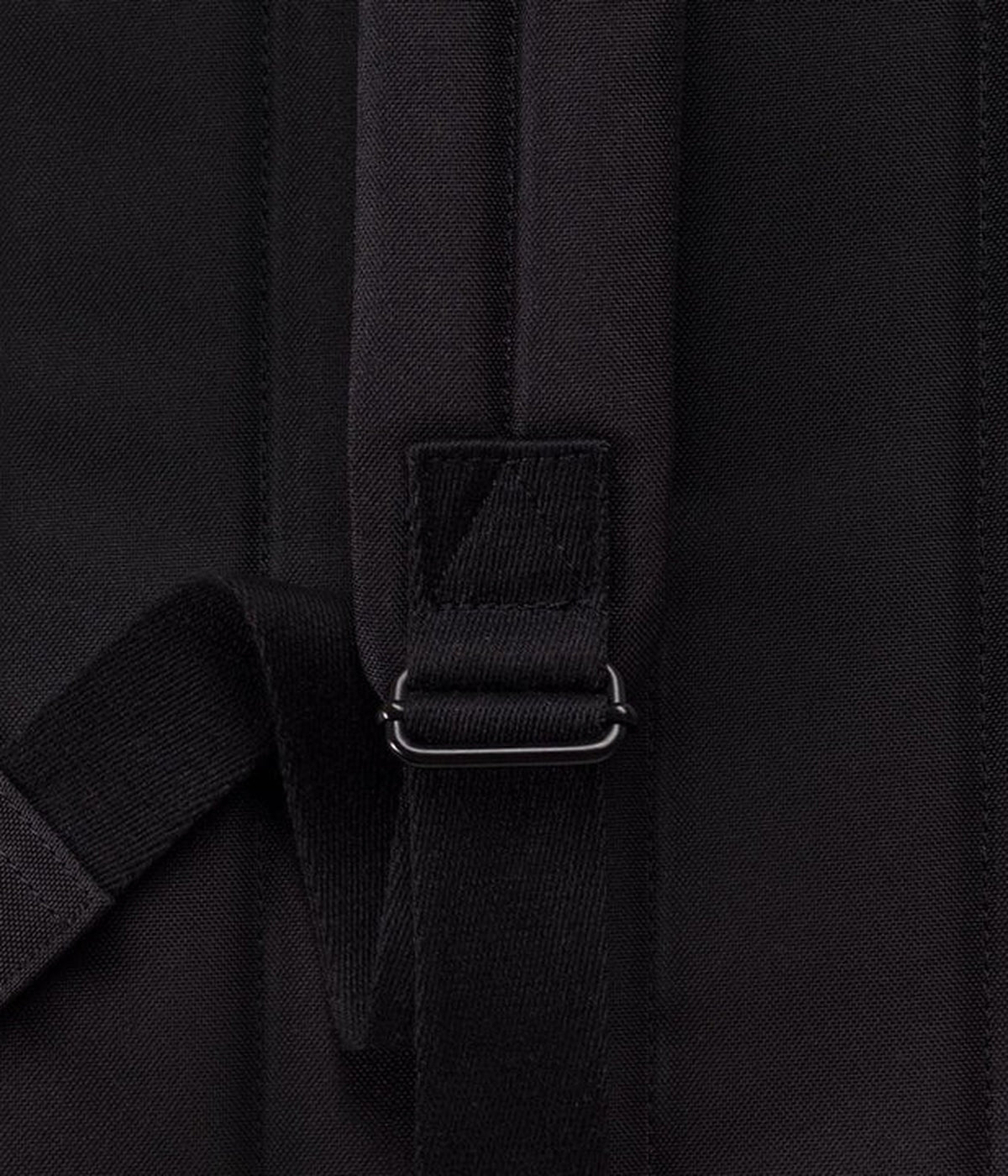 #color_burgundy / black