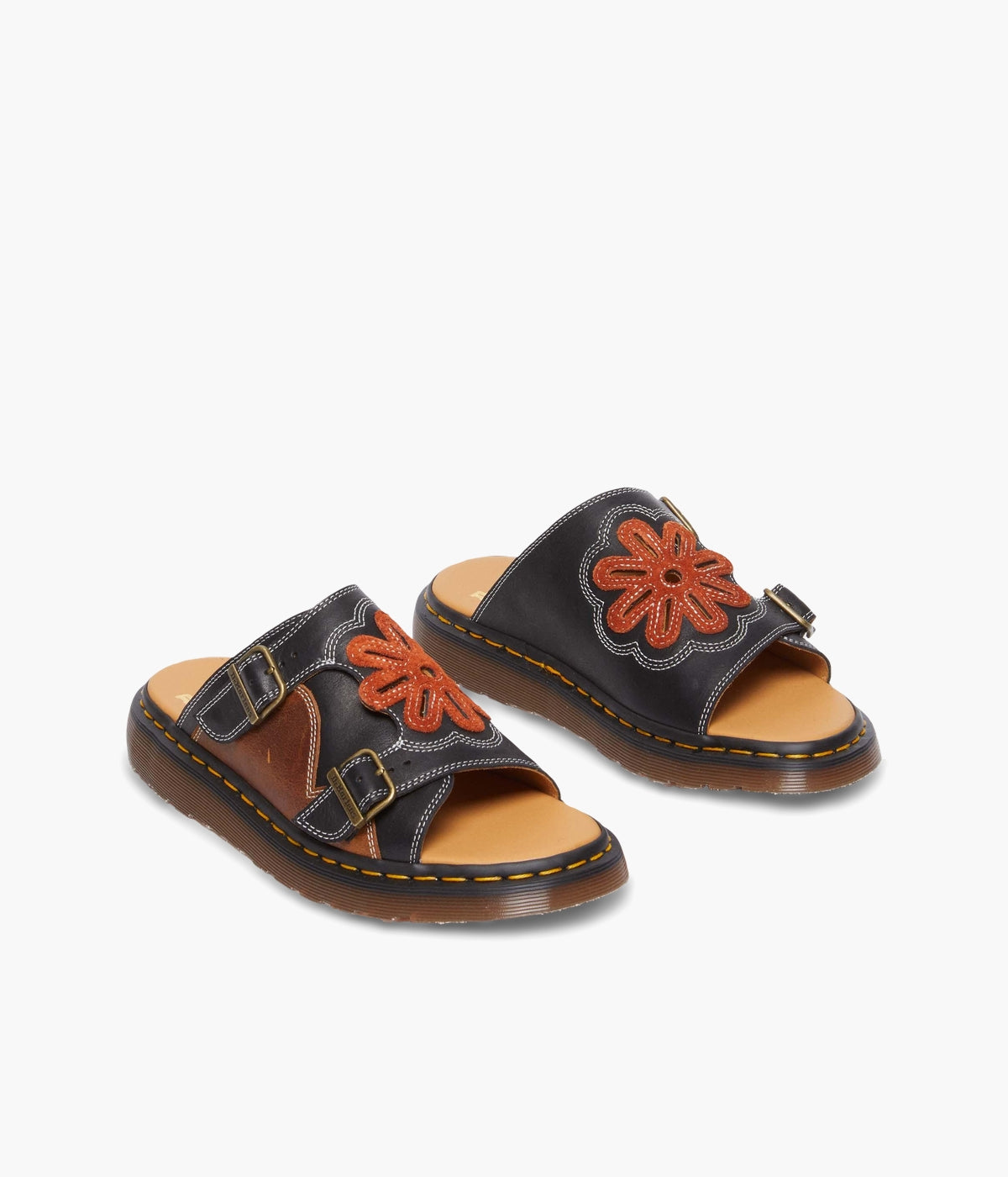 #color_Black / Conker Brown / Rust Orange