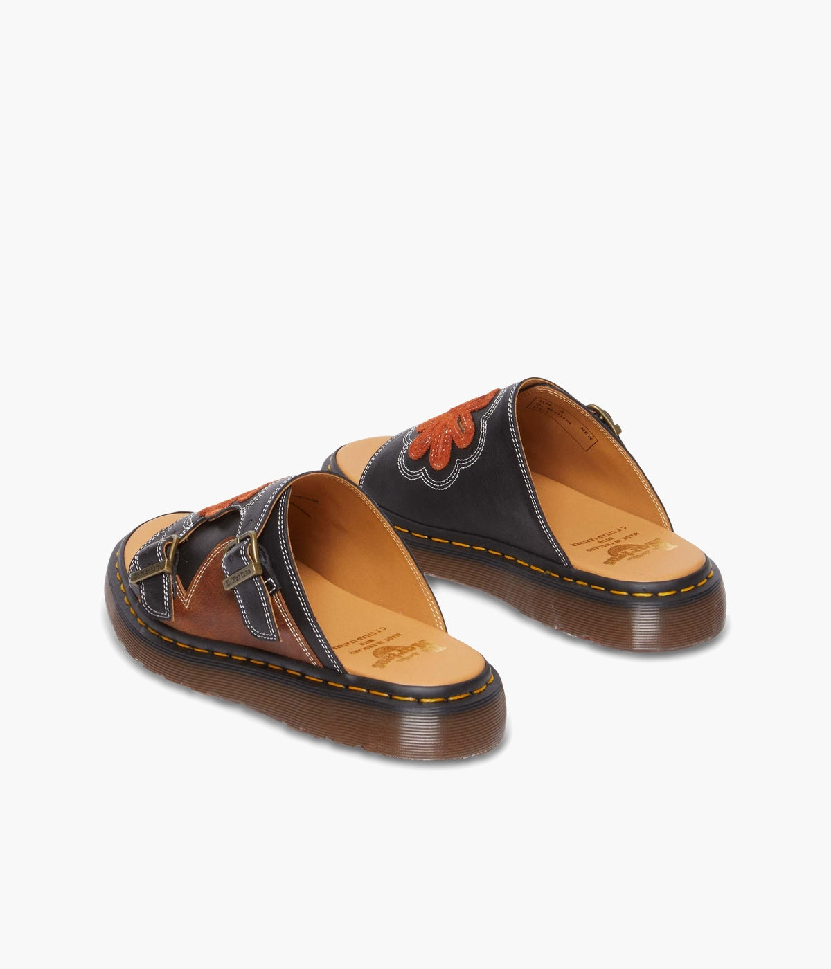 #color_Black / Conker Brown / Rust Orange