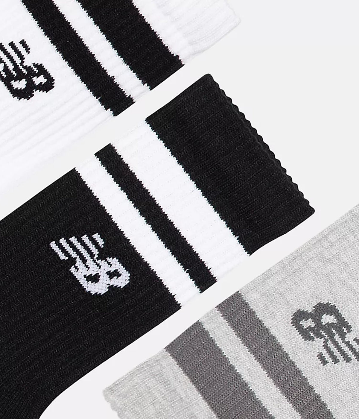 #color_white / black