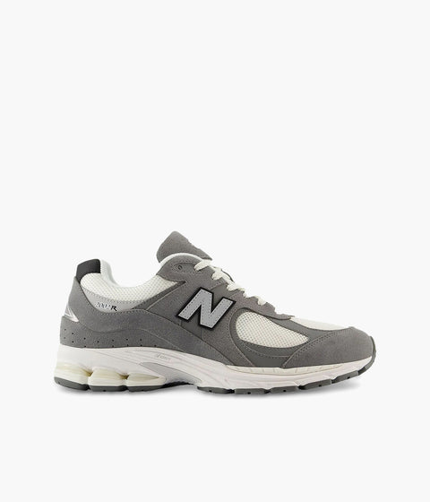 #color_Grey / White / Black