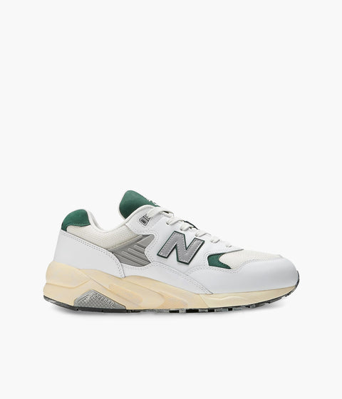 #color_White With Nightwatch Green And Sea Salt