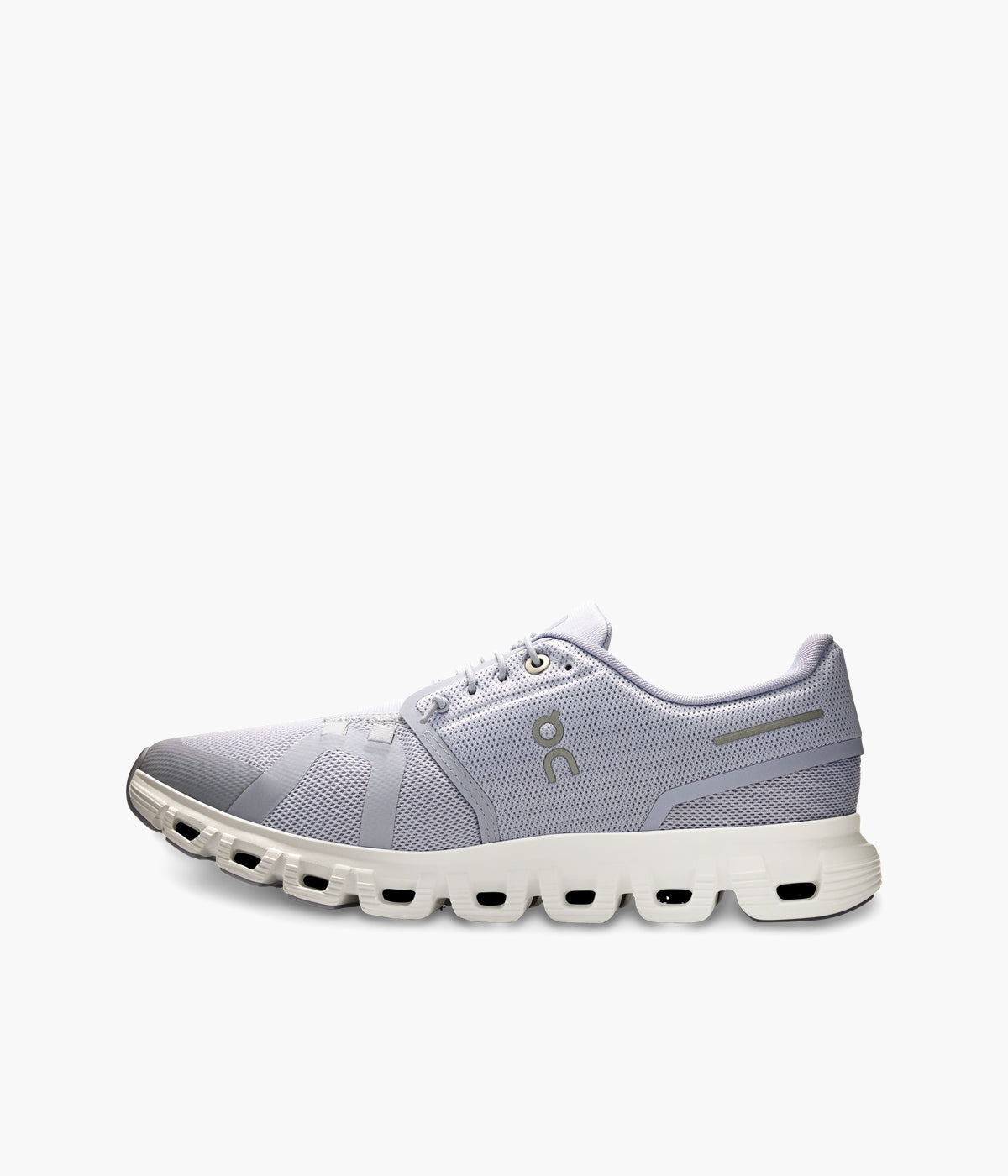 #color_Nimbus / White