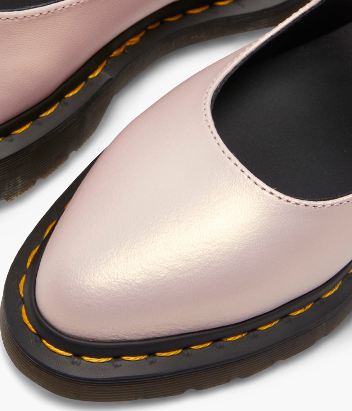 #color_Powder Pink / Gold