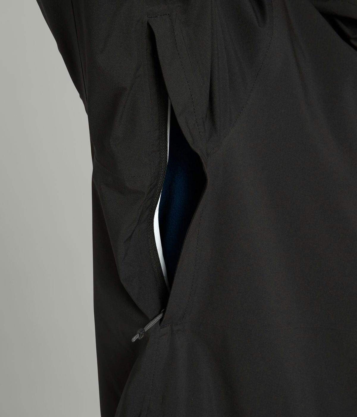 #color_Black Stingray