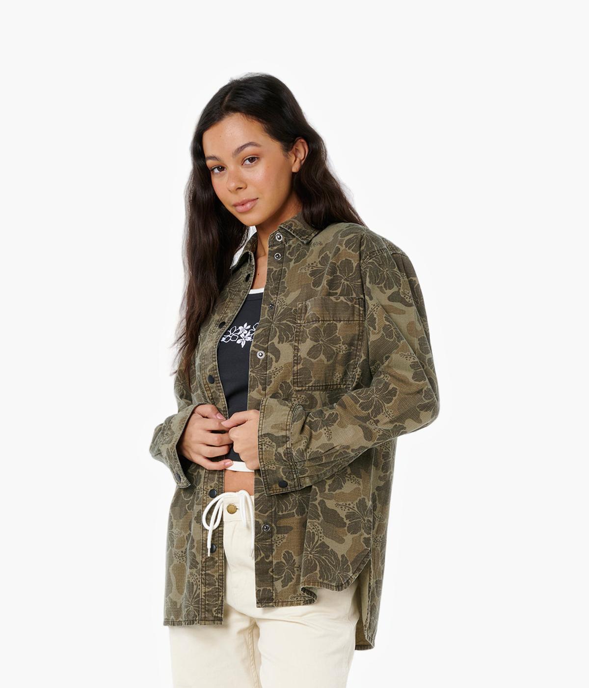 #color_Khaki