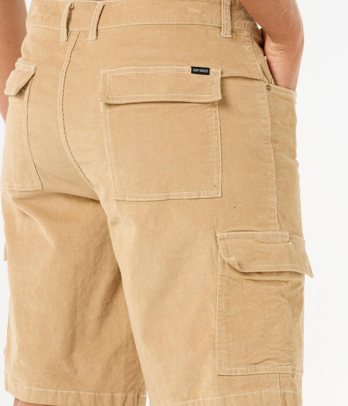 #color_khaki