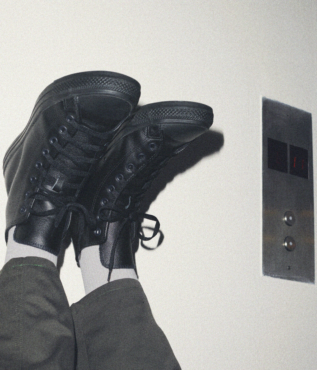 #color_Black Monochrome
