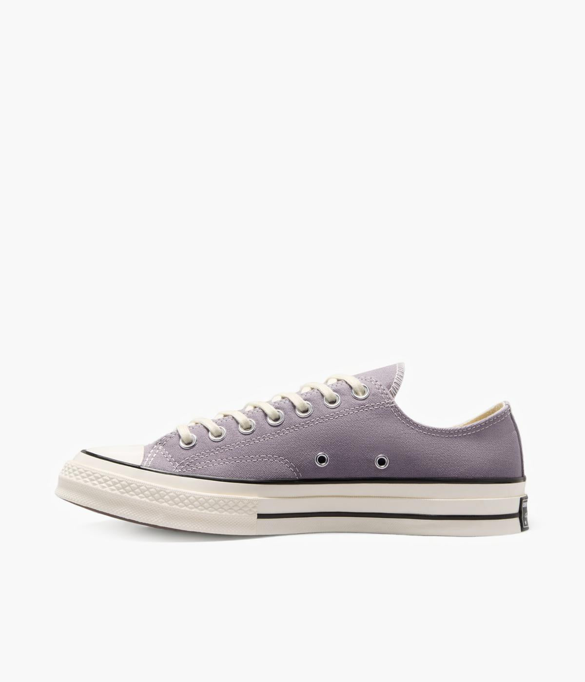 #color_Mauve Stone/Egret/Black