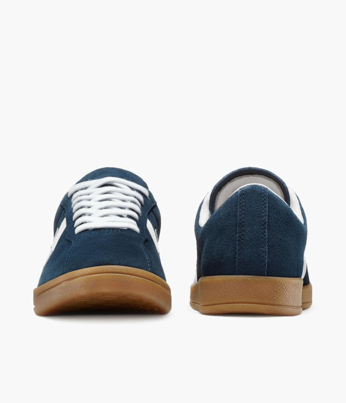 #color_Navy/White/Gum