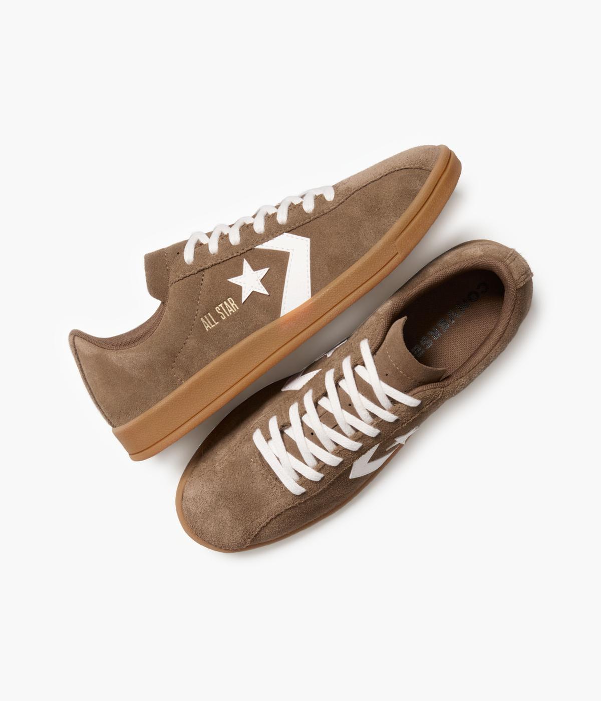 #color_Grounded/Vintage White/Gum