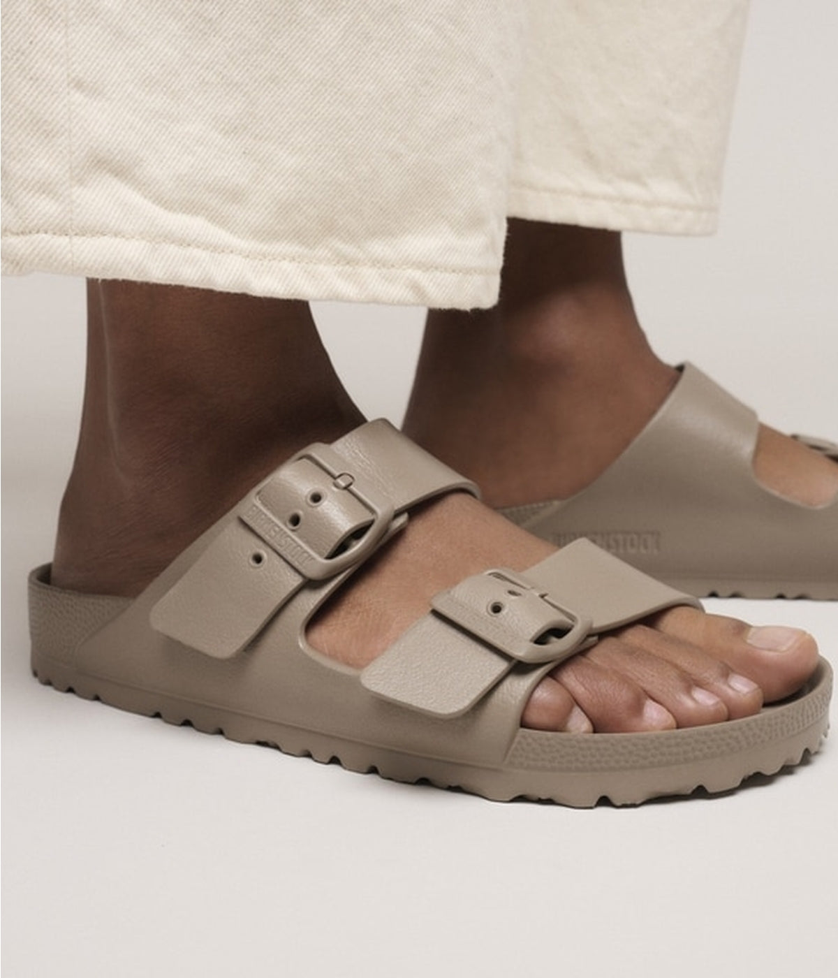 #color_Gray Taupe