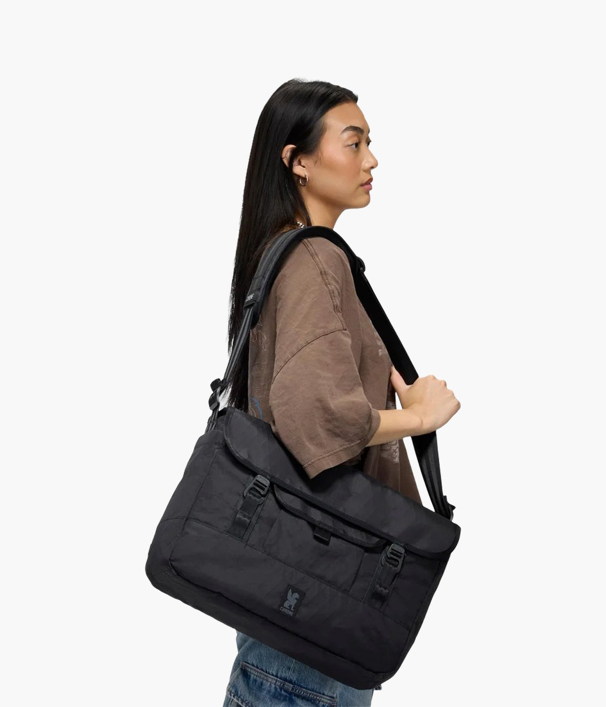 Classic Shoulder Bag 20L | Versatile, Eco-Friendly & Laptop-Ready