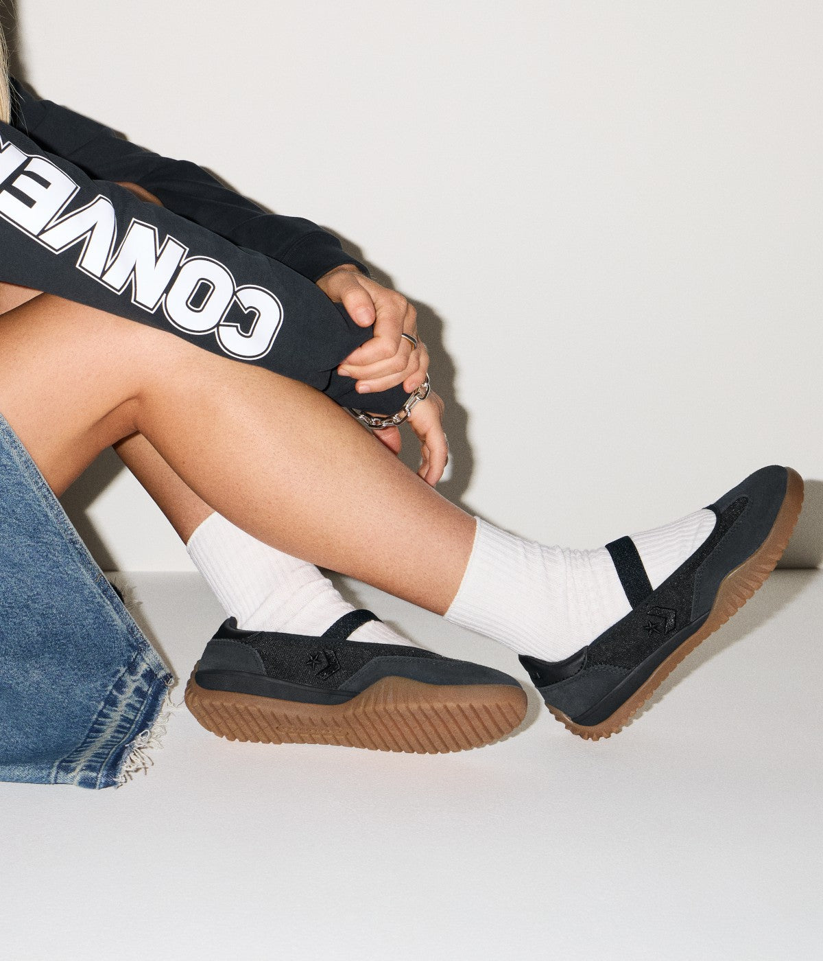 #color_Black/Black/Gum