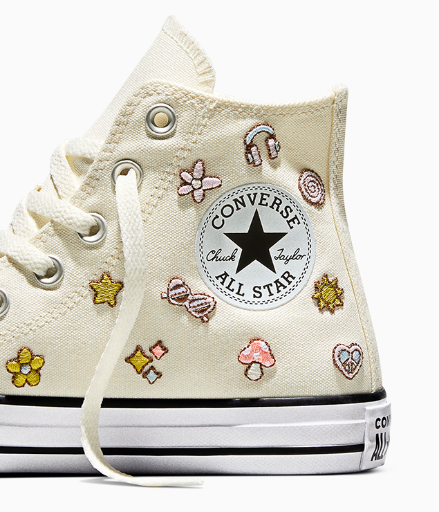 #color_Egret/Fresh Cut/Unearthed