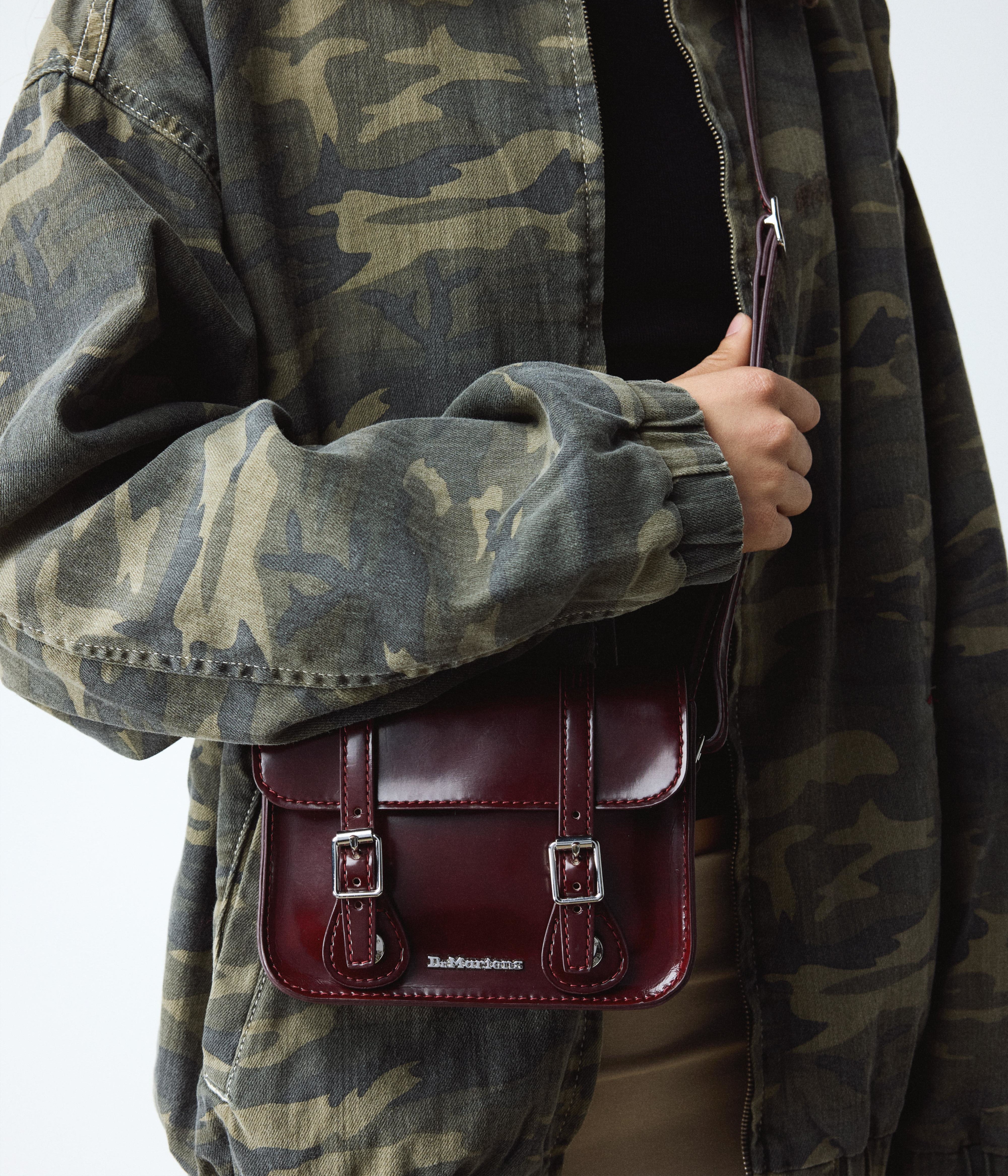 #color_Cherry Red — Oxford Rub Off