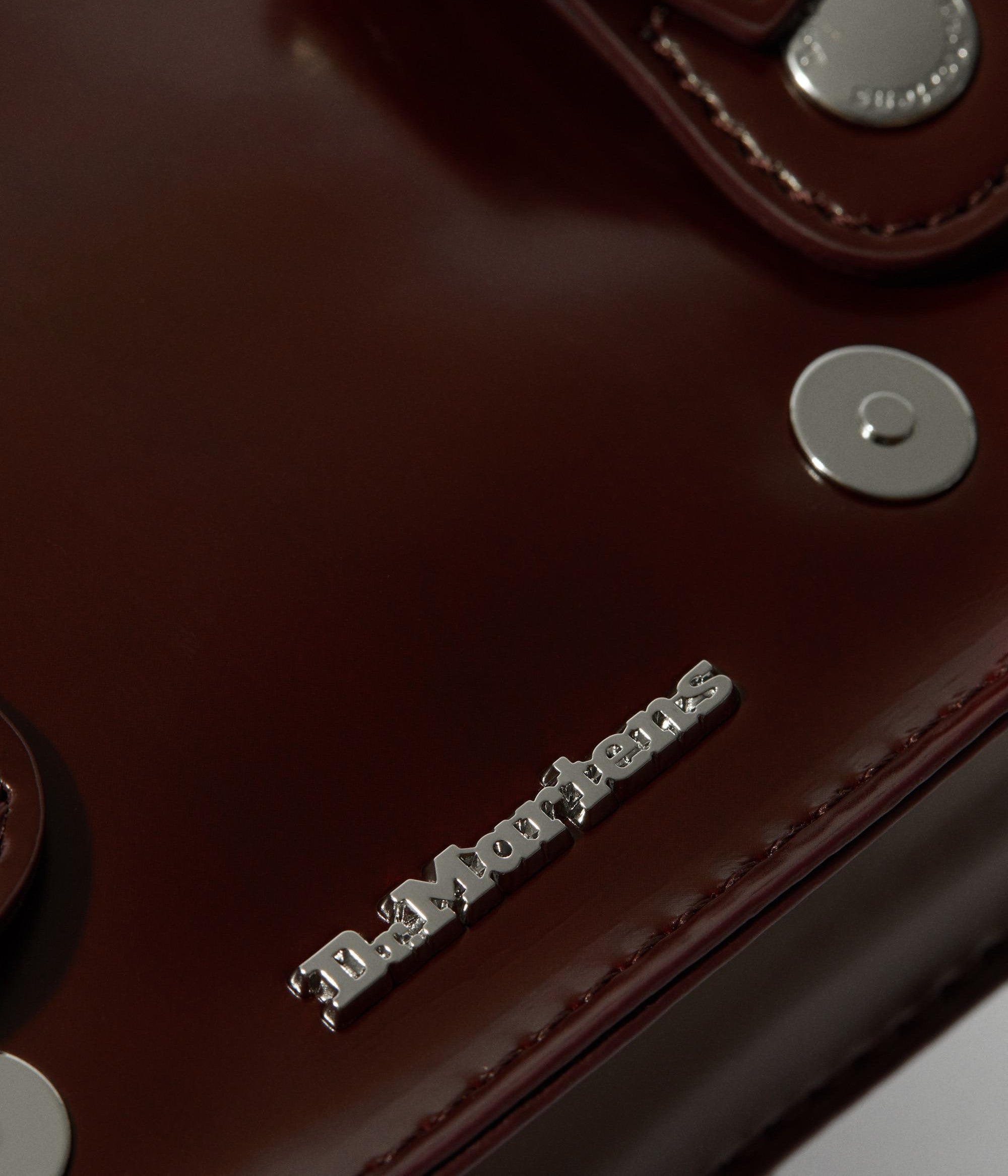 #color_Cherry Red — Oxford Rub Off