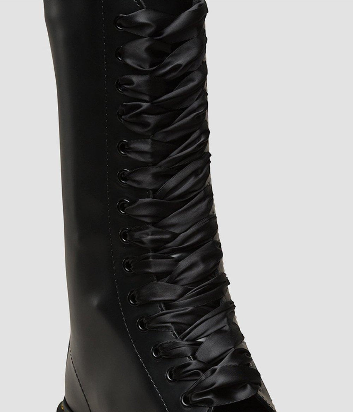 #color_Black