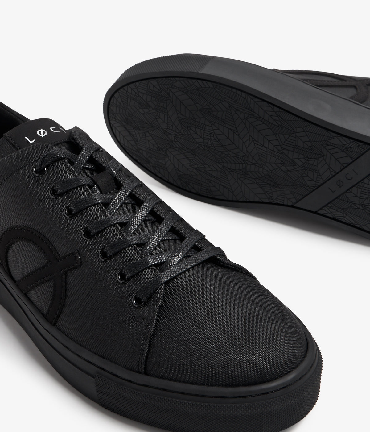 #color_Black / Black / Black
