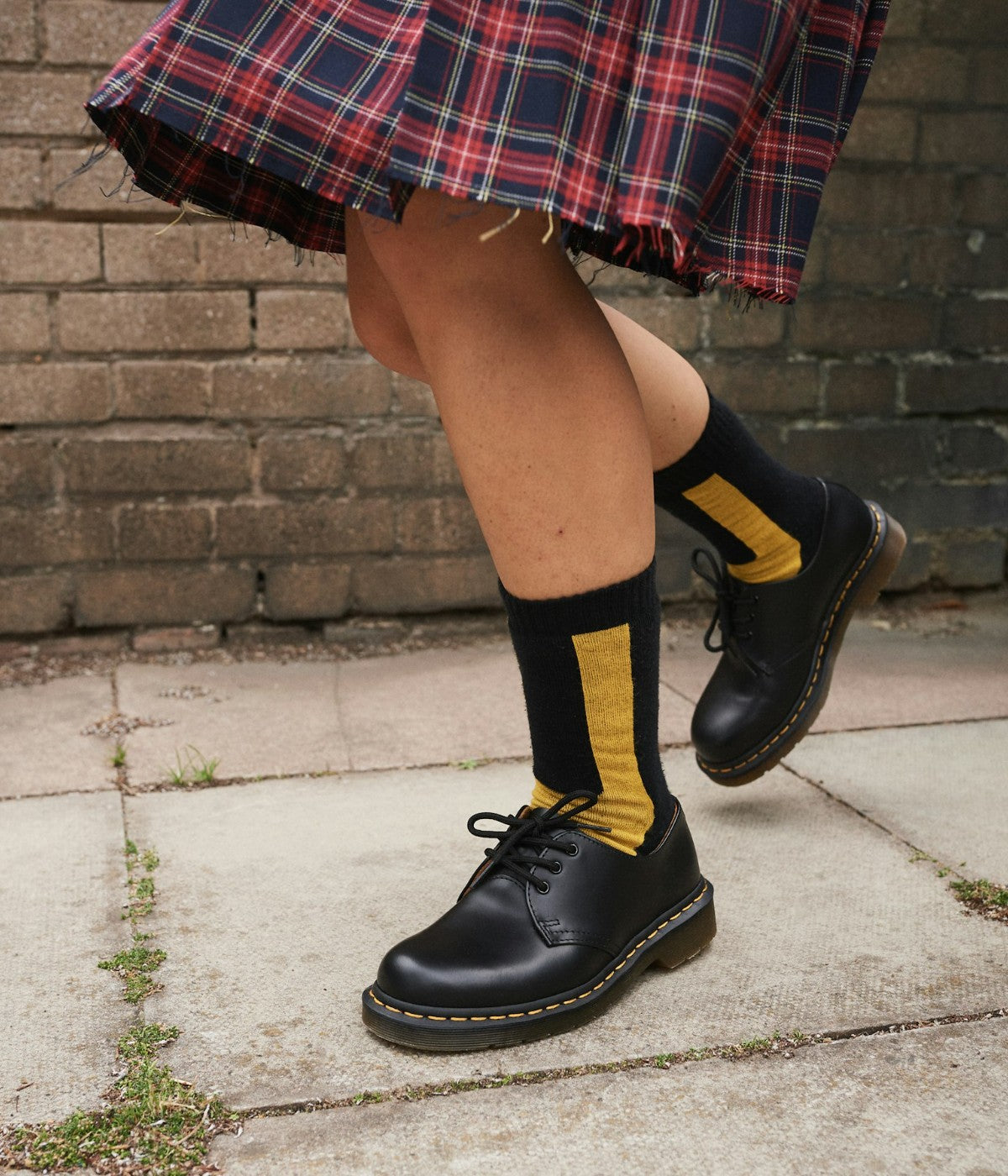 #color_Black / Yellow