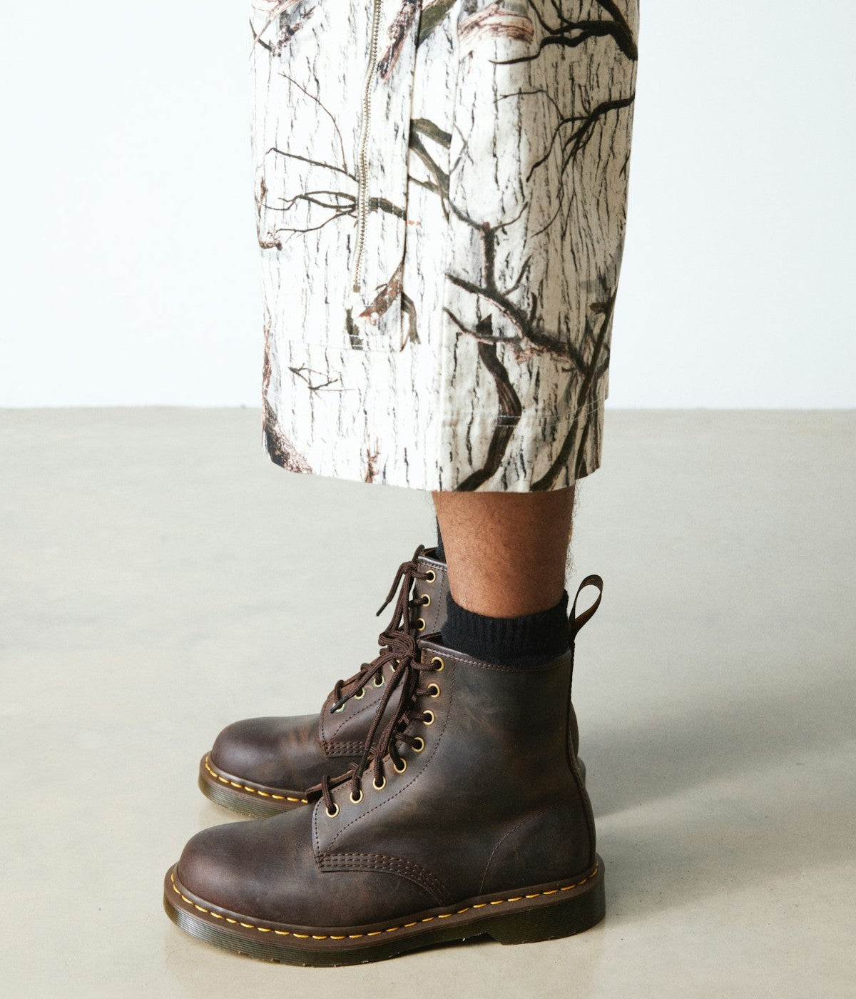 Dr. Martens 1460 Crazy Horse 8-Eye Boot – Distressed Leather