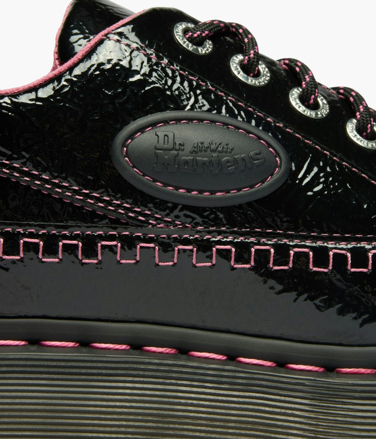 #color_Black / Distressed Patent