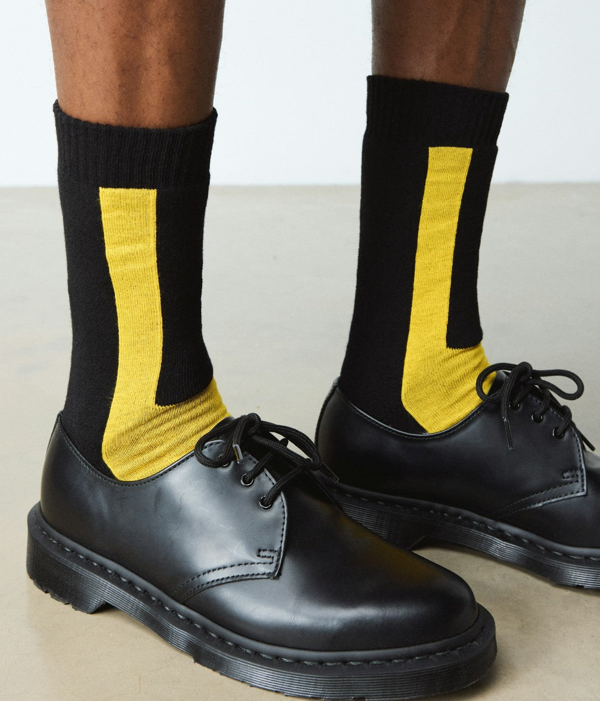 #color_Black / Yellow