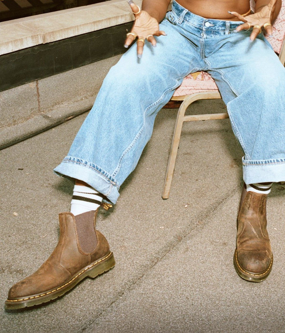 Dr. Martens 2976 Crazy Horse Chelsea Boots | Yellow Stitch Leather