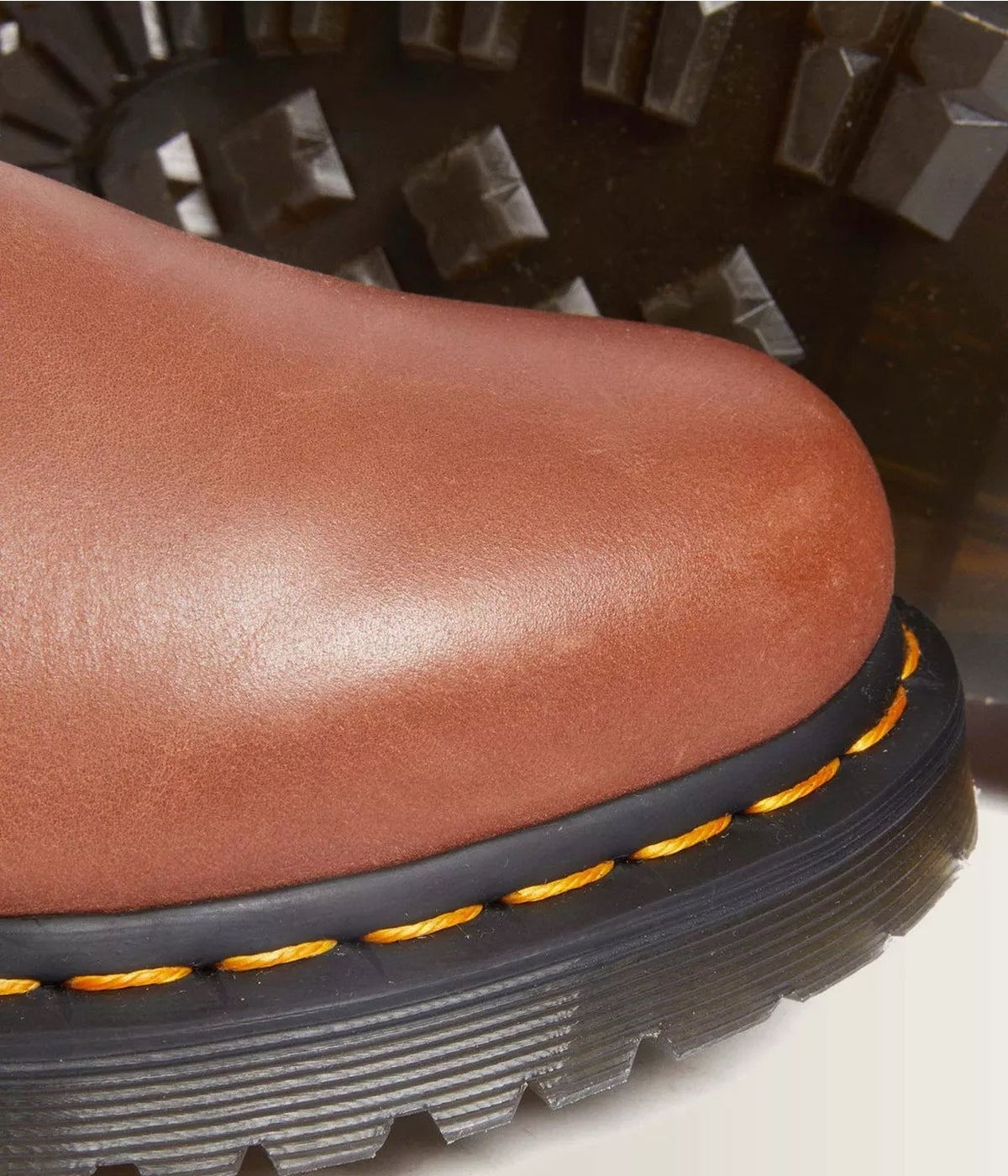 #color_Saddle Tan