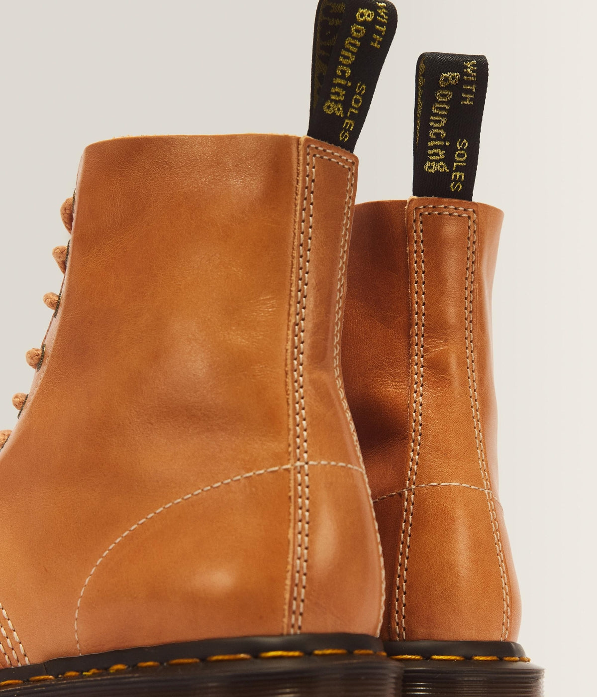 #color_Veg Tan Luxe