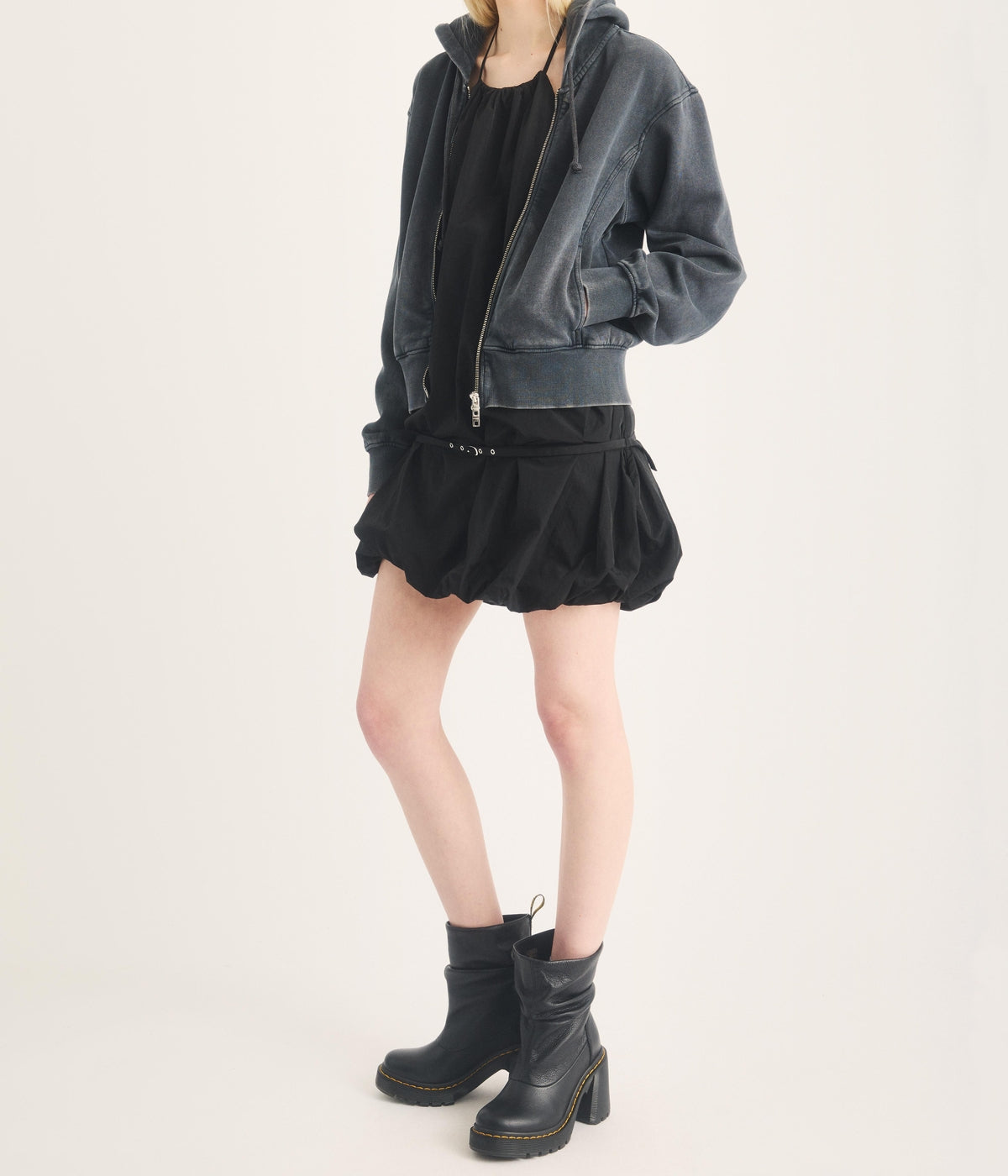 #color_Black