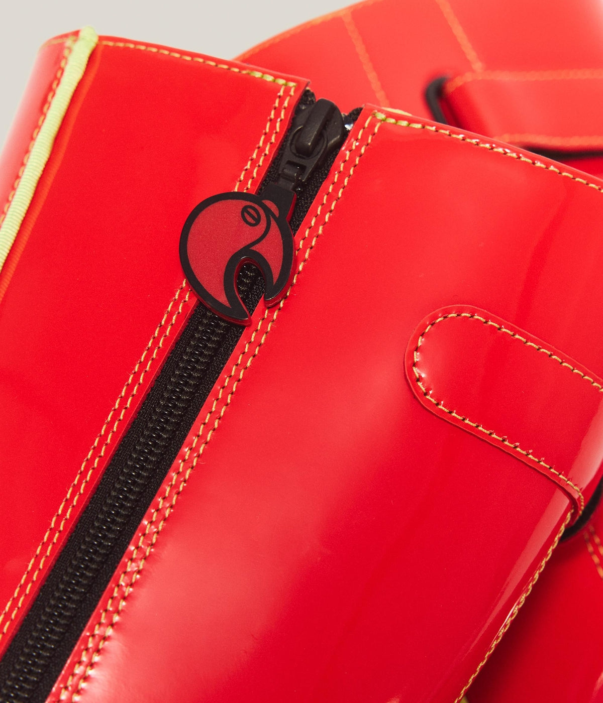 #color_Dms Red