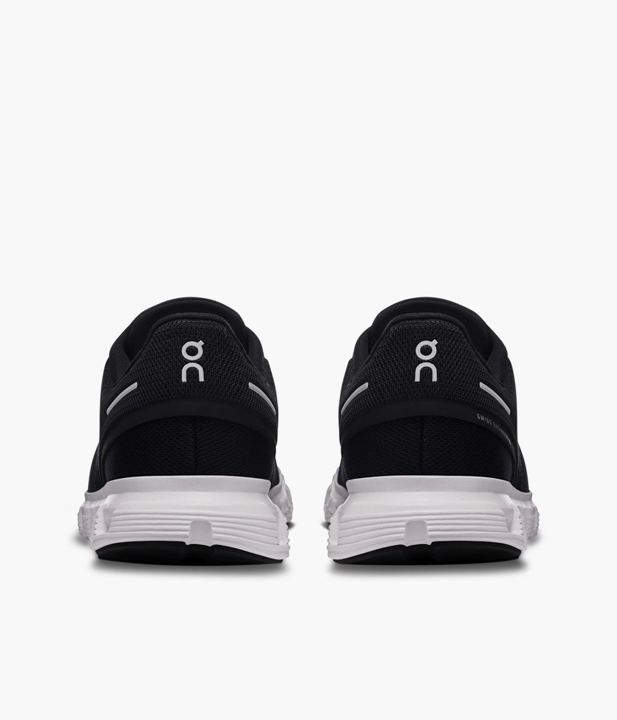 #color_Black / White