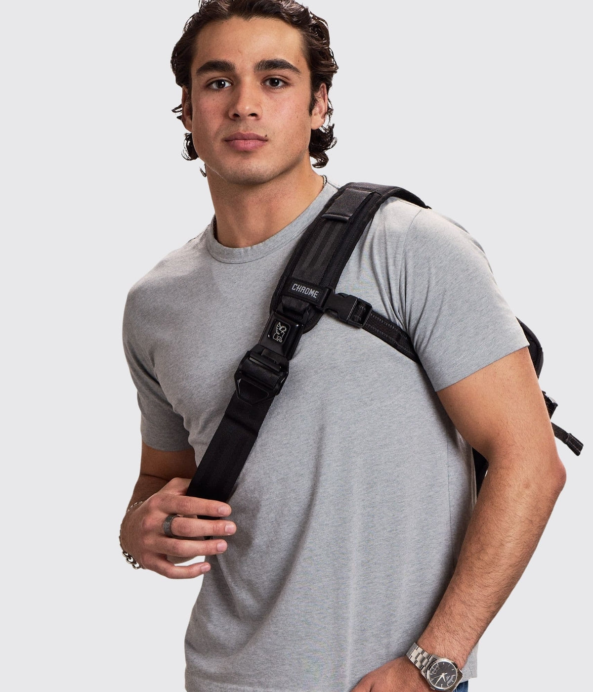 Chrome Kadet Max 15L Cross-Body Bag | Laptop-Ready | NEON Canada